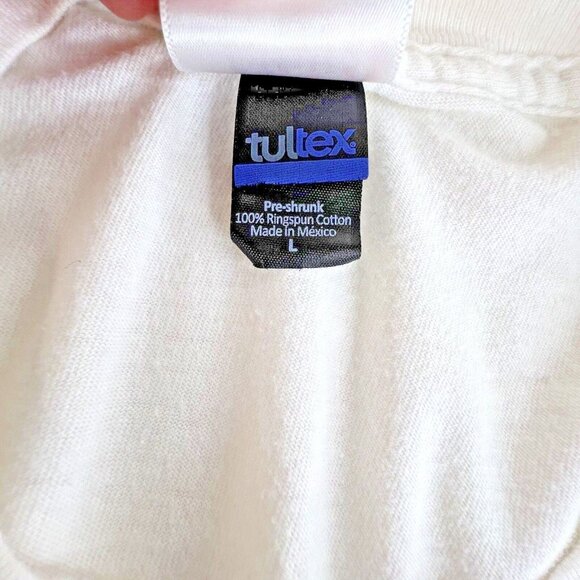 2017 Marvel Spiderman T Shirt Size Large White Swinging on Web Mens Graphic Tee - Picture 9 of 9